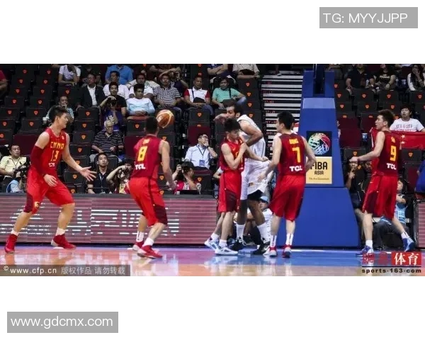 姚明重返篮球舞台引发热议球迷期待他的精彩表现与未来发展 姚明重返篮球舞台引发热议球迷期待他的精彩表现与未来发展