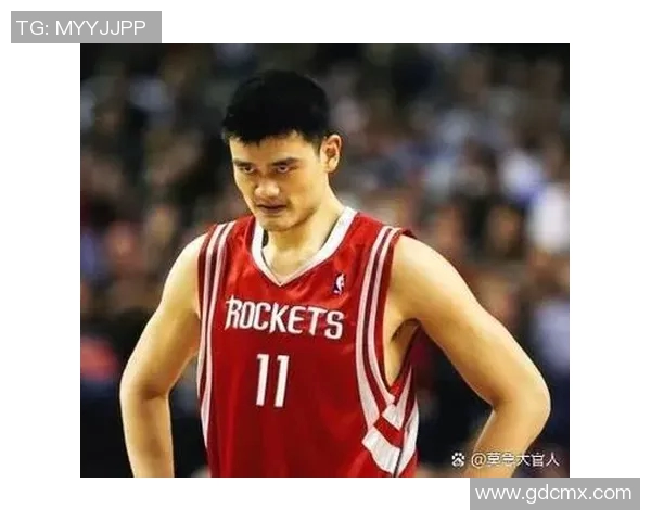 姚明上学趣事:身高优势与课堂挑战的幽默碰撞 姚明上学趣事:身高优势与课堂挑战的幽默碰撞