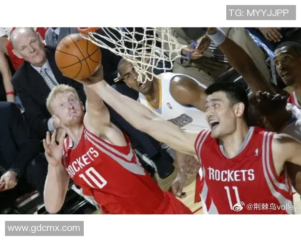 姚明在美国的篮球卡片收藏热潮与其职业生涯的深远影响