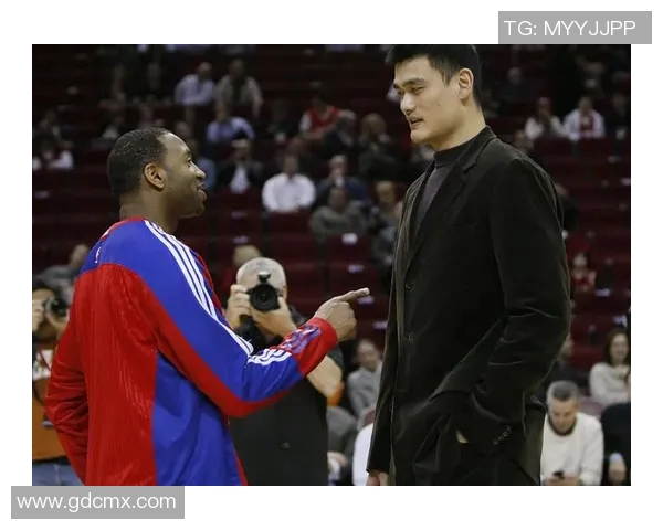 姚明投篮弧度的科学解析与篮球技巧提升的关系探讨