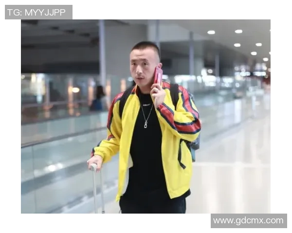 2023年足球明星转会动态盘点新星加盟与老将离队全解析