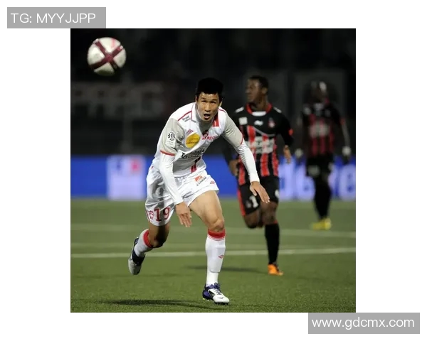 八月八日足球明星盛典回顾与精彩瞬间分享 八月八日足球明星盛典回顾与精彩瞬间分享