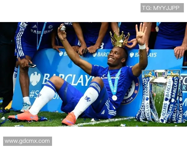 足球明星德罗巴的身高体重揭秘及其对职业生涯的影响分析 足球明星德罗巴的身高体重揭秘及其对职业生涯的影响分析