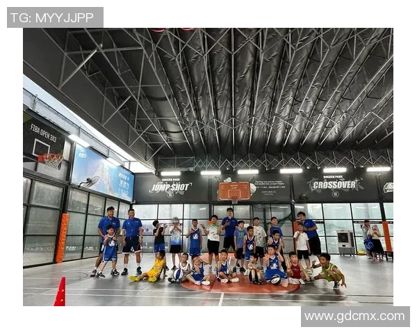 探索篮球梦想东方启明星篮球教育手游带你飞跃成长之路